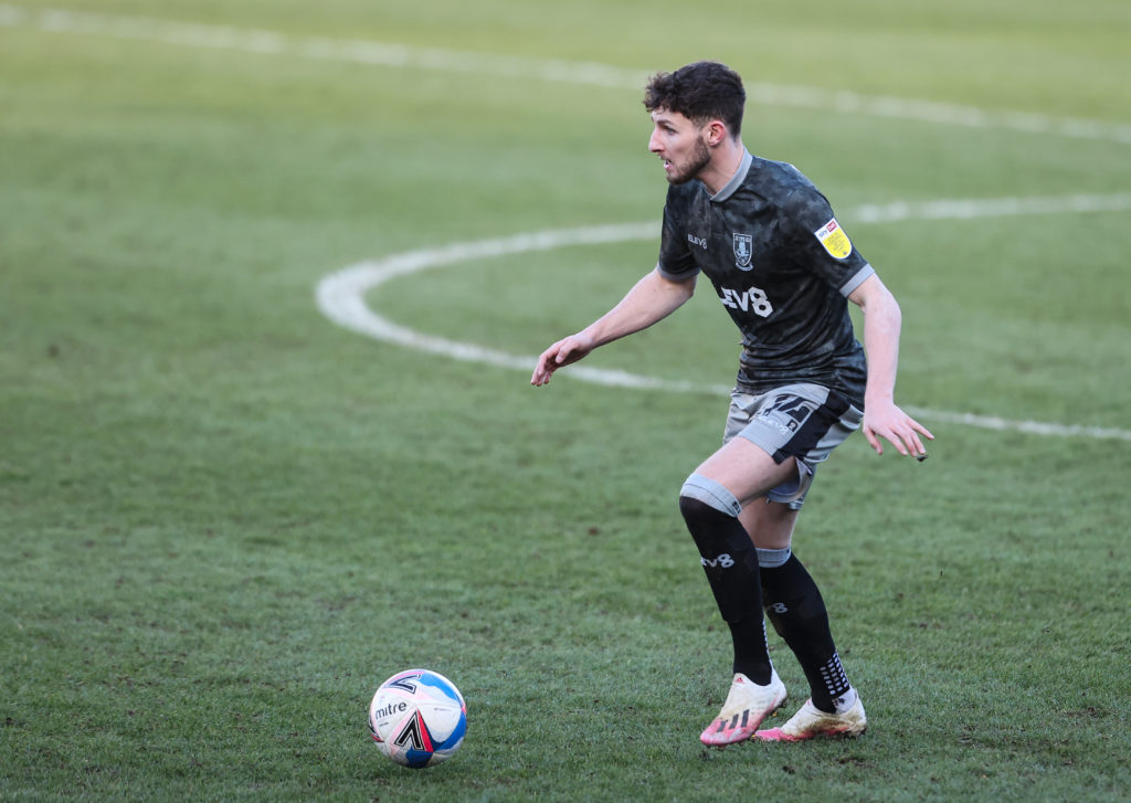 Luton Town v Sheffield Wednesday - Sky Bet Championship
