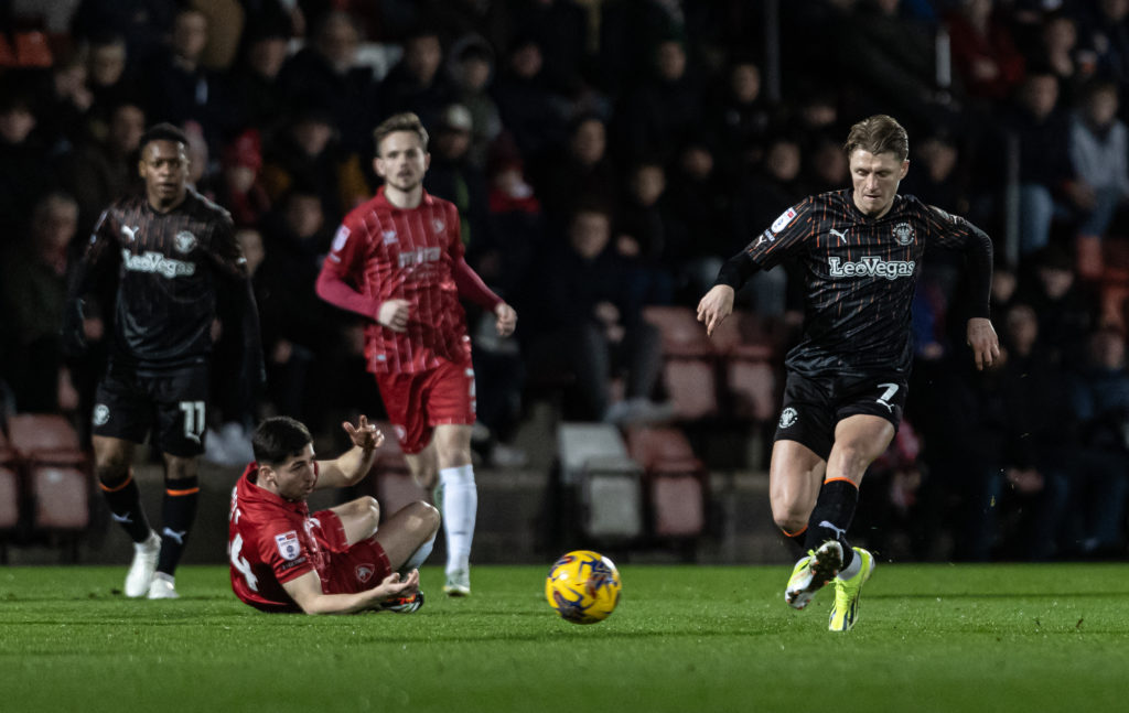 Cheltenham Town v Blackpool - Sky Bet League One