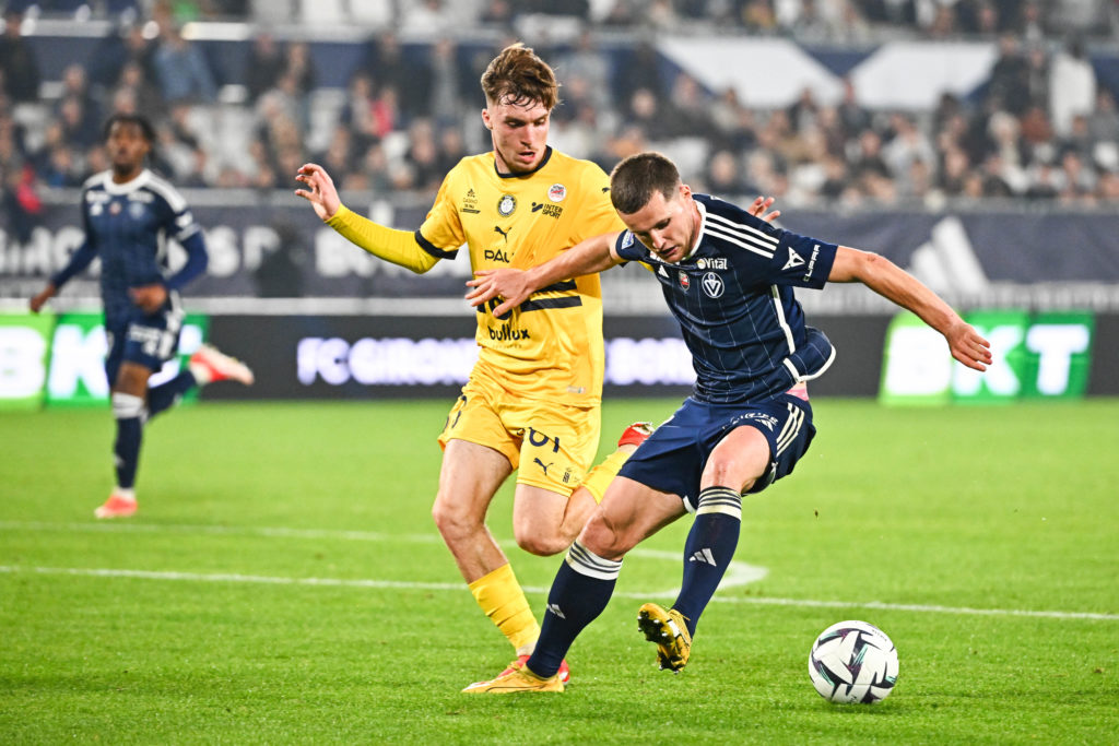 FC Girondins de Bordeaux v Pau FC - Ligue 2 BKT 2023/2024