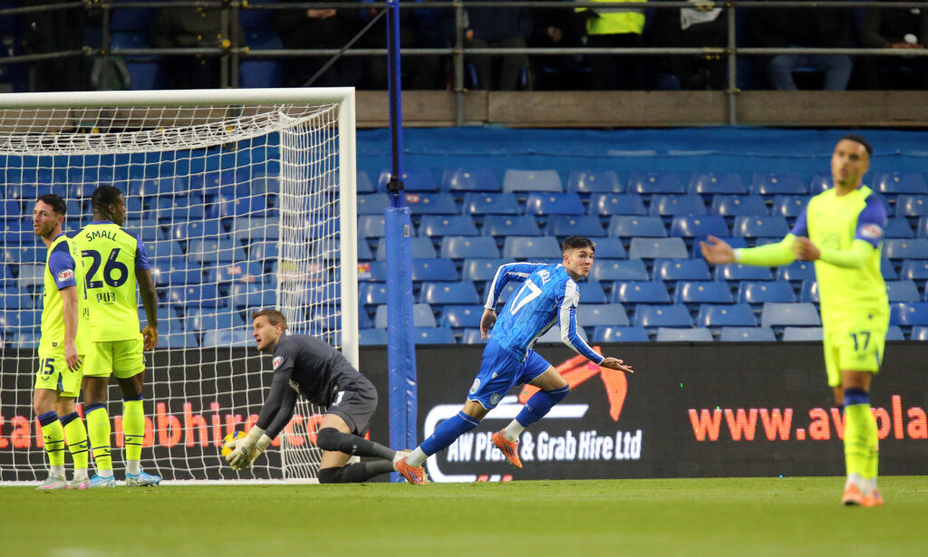 Charlie McNeill scores for Sheffield Wednesday vs Preston
