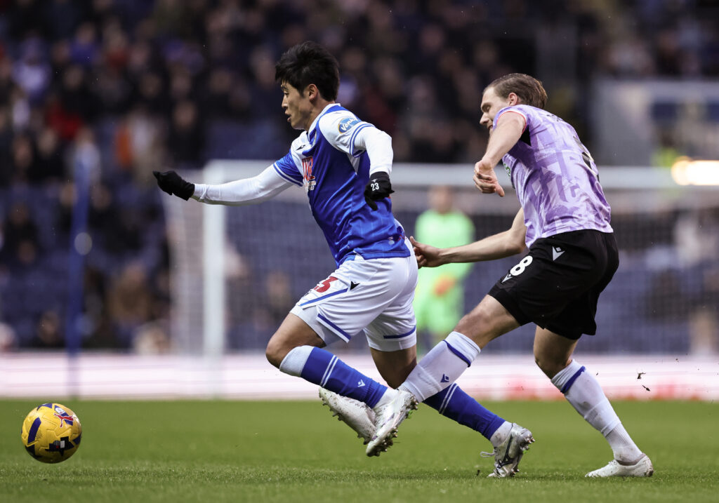 Svante Ingelsson plays for Sheffield Wednesday against Blackburn